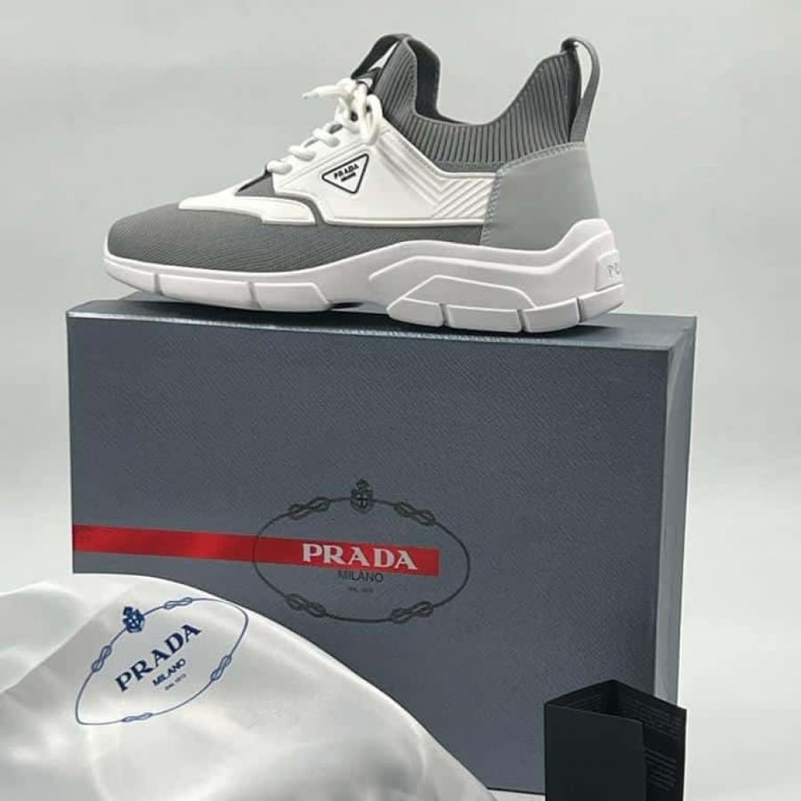 كاجوال PRADA