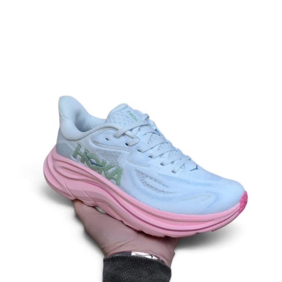 HOKA Clifton 10