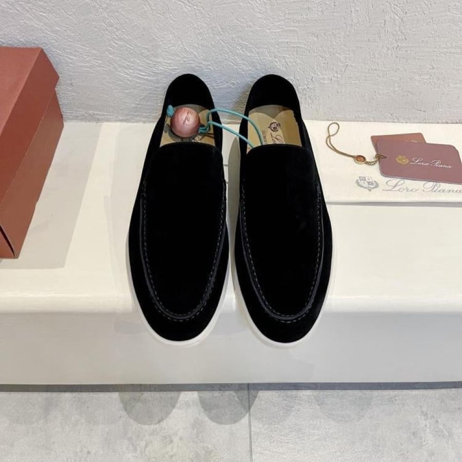 كاجوال Loro Piana