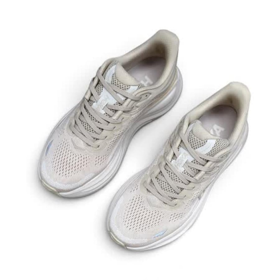 HOKA ONE ONE BONDI 9