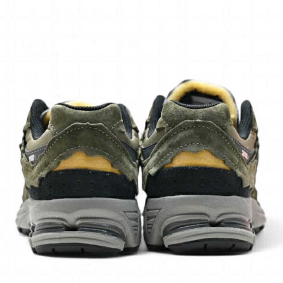 New Balance 2002