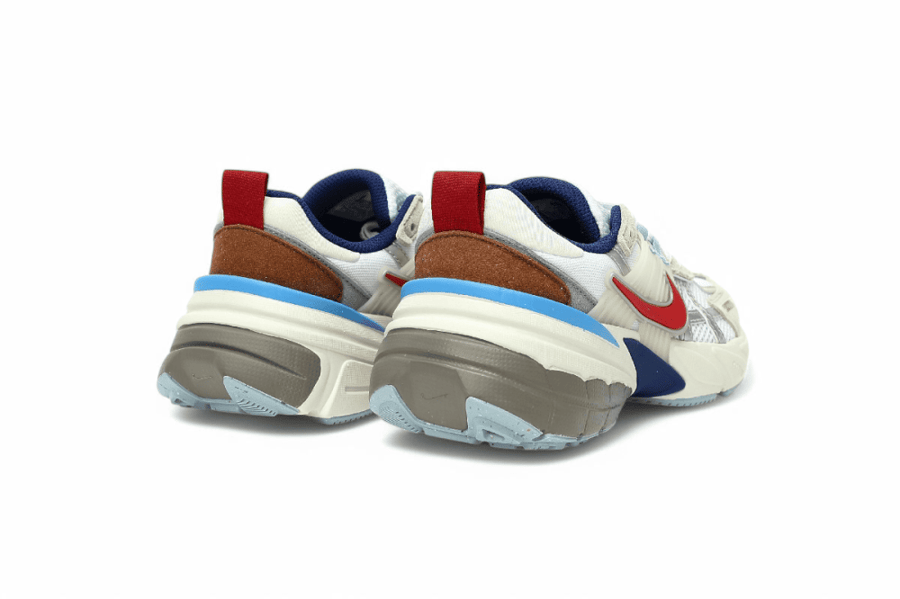 NIKE V2K RUN