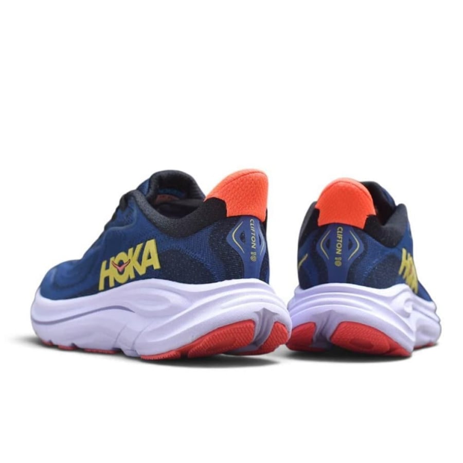 HOKA Clifton 10