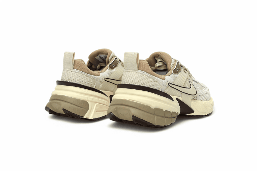 NIKE V2K RUN