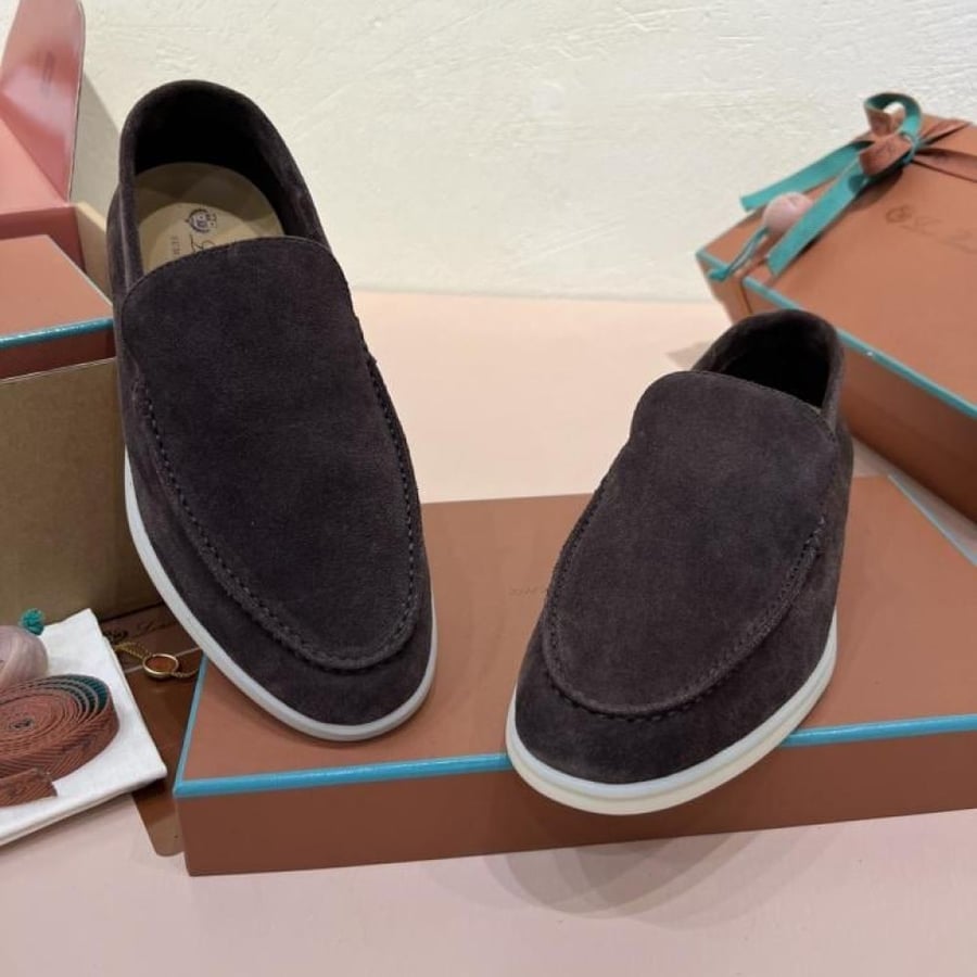 كاجوال Loro Piana
