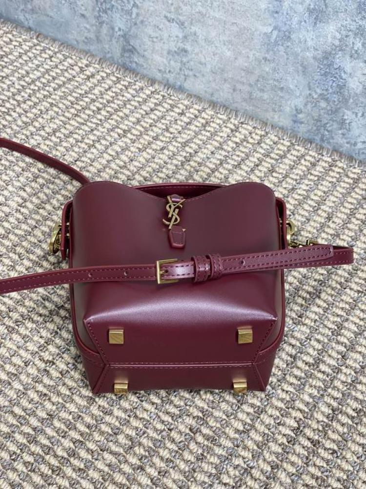 شنطة سان لوران Saint Lauren Le 37 small