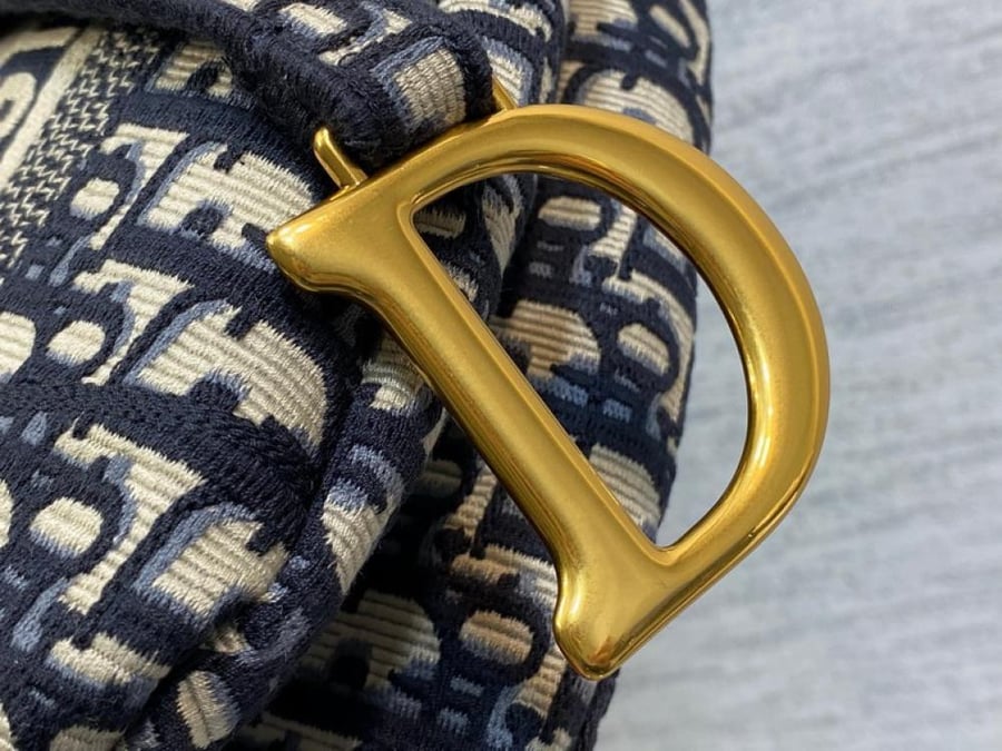 شنطة كريستيان ديور  Christian Dior