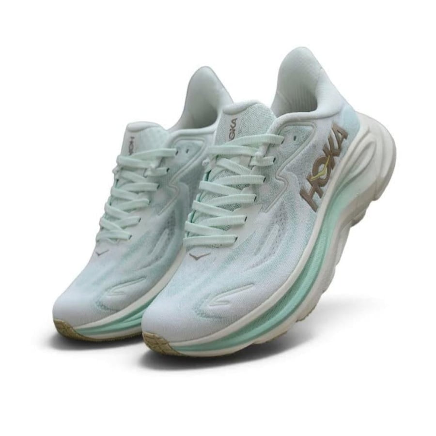 HOKA Clifton 10