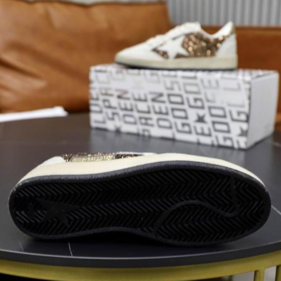 جولدن جوس Golden Goose