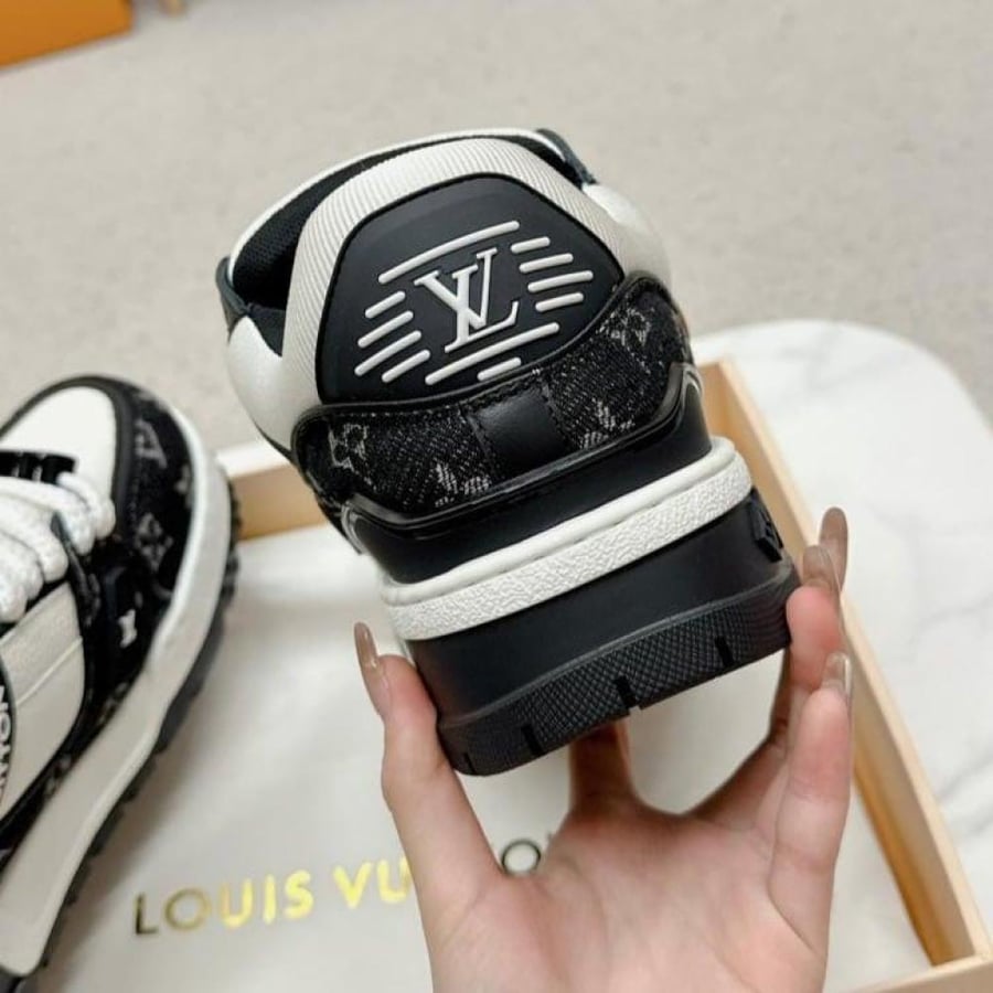 حذاء LOUIS VUITTON