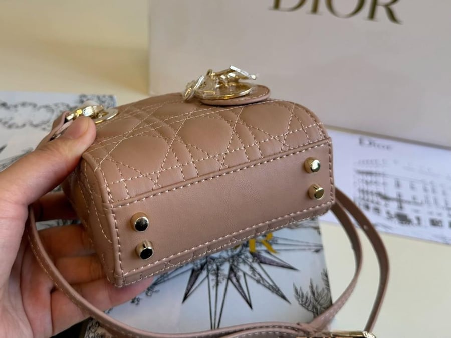 شنطة ليدي ديور Lady Dior