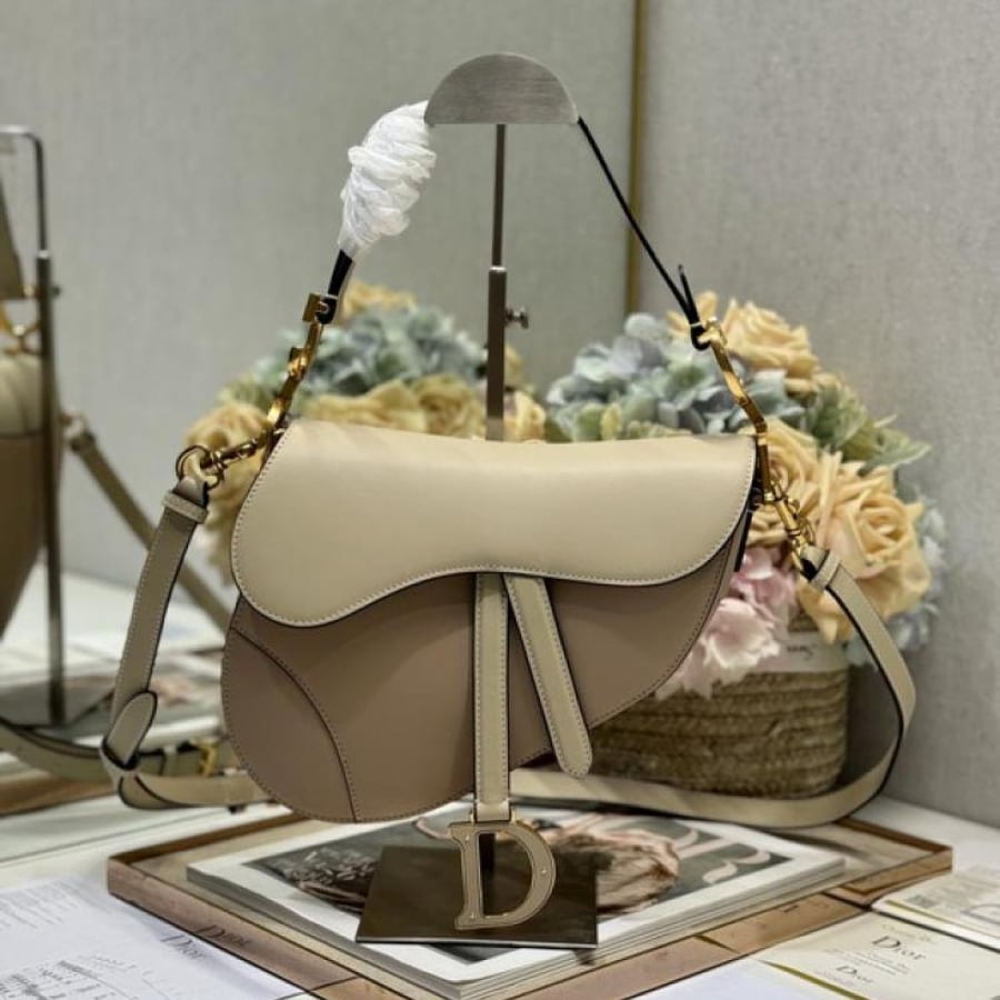 شنطة سادل ديور Dior Saddle