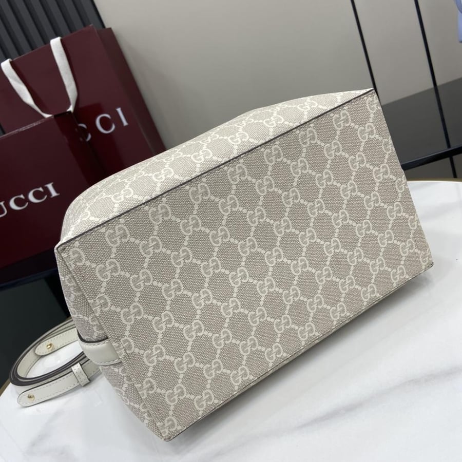 شنطة جوتشي ميني باكت GUCCI mini bucket bag