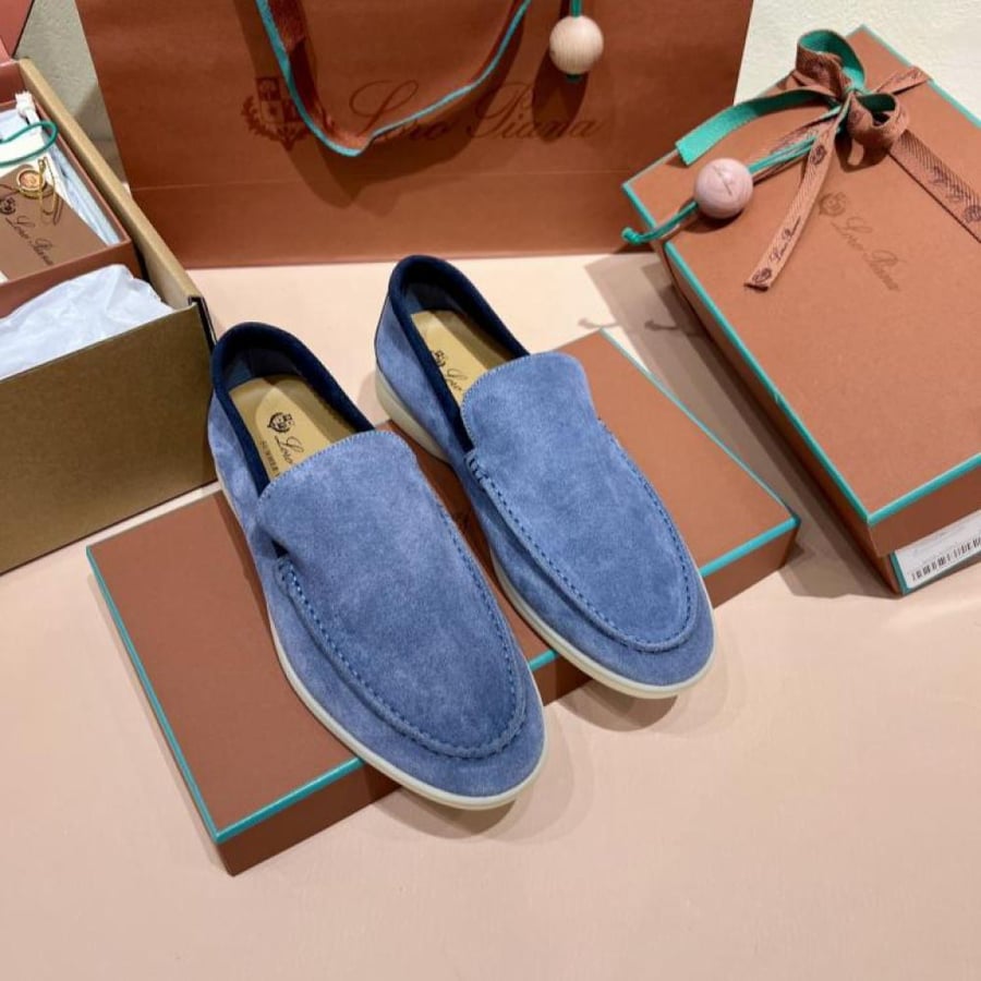 كاجوال Loro Piana