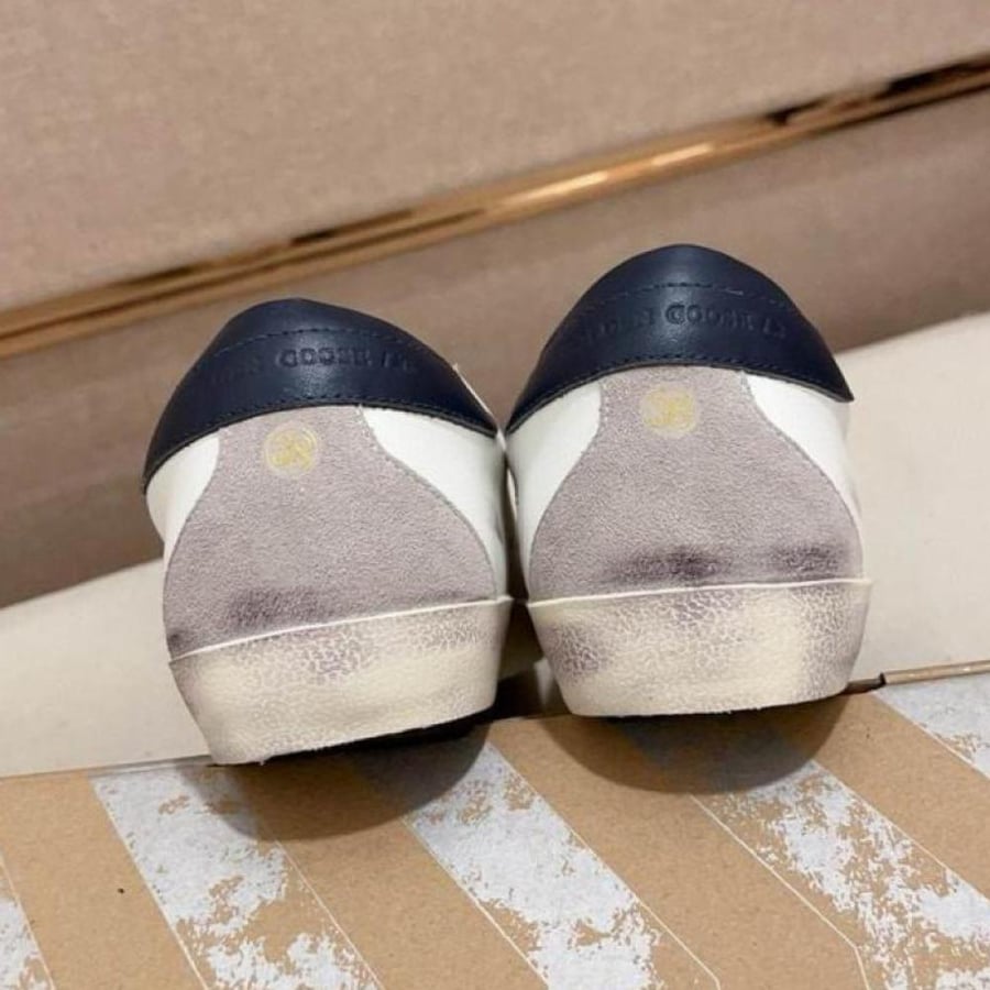 جولدن جوس Golden Goose