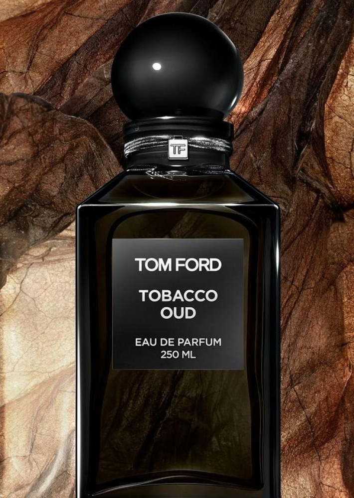 عطر توباكو عود من توم فورد