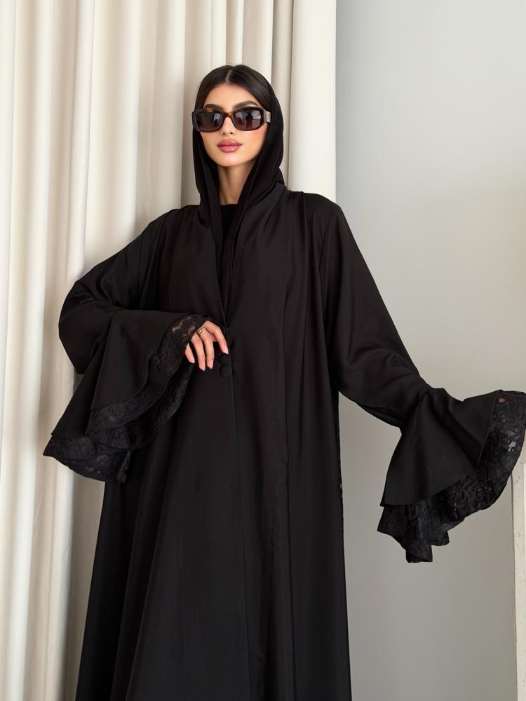 عبايه كريب و دانتيل كلوش بتصميم كم ورده و اطراف دانتيل مغلقه بازارير اماميه