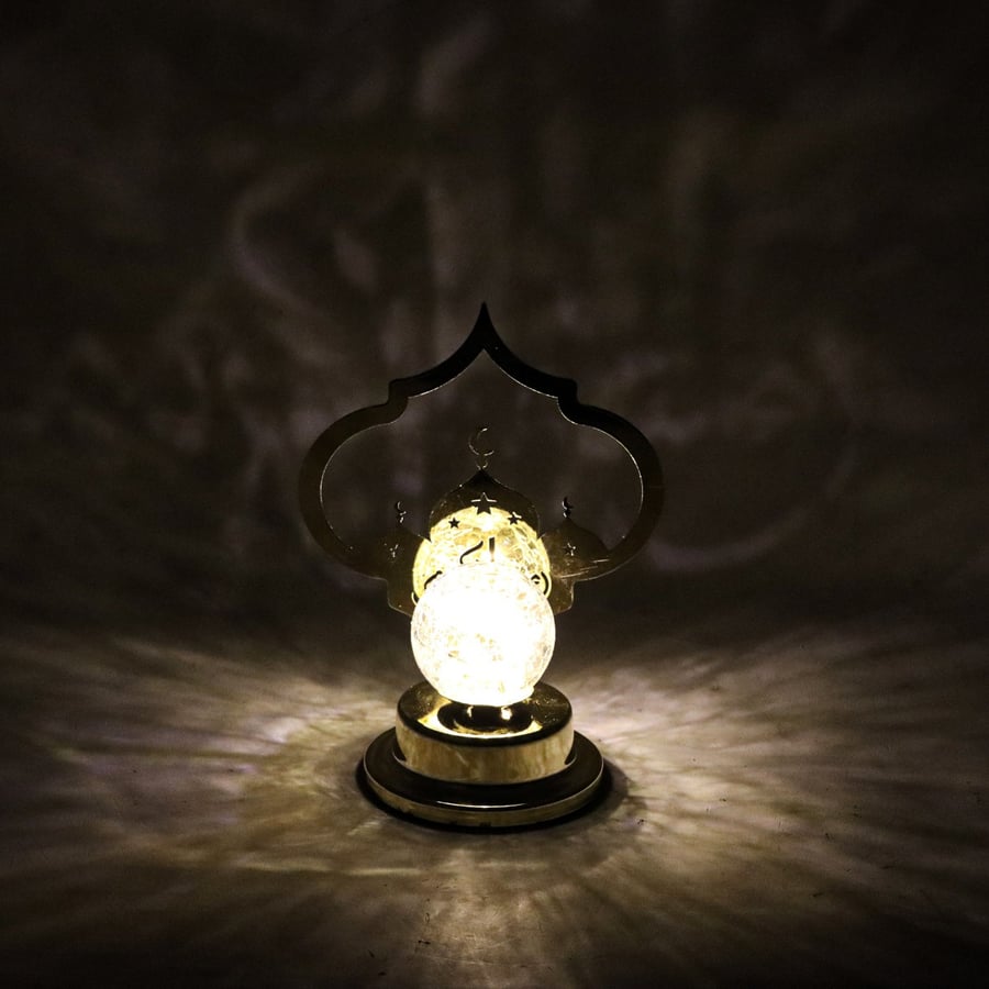 مصباح ليد بتصميم الكرة المضيئة لون ذهبي