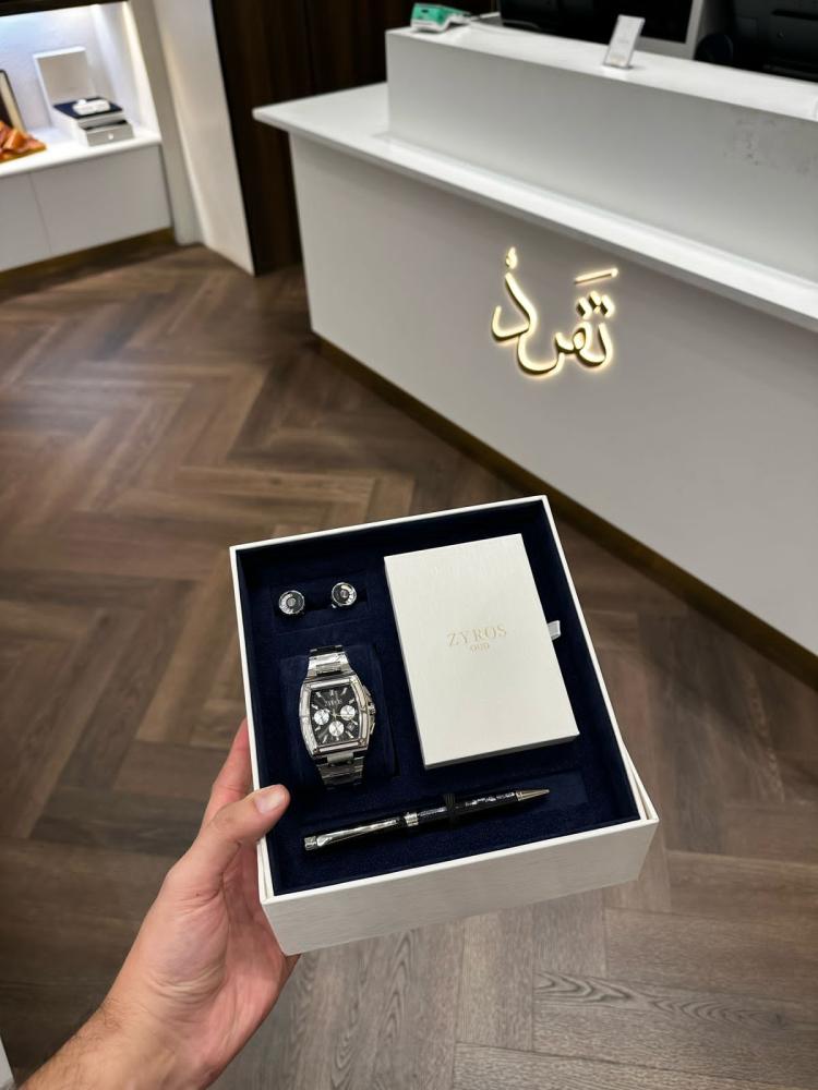 ساعة رجالية من زيروس