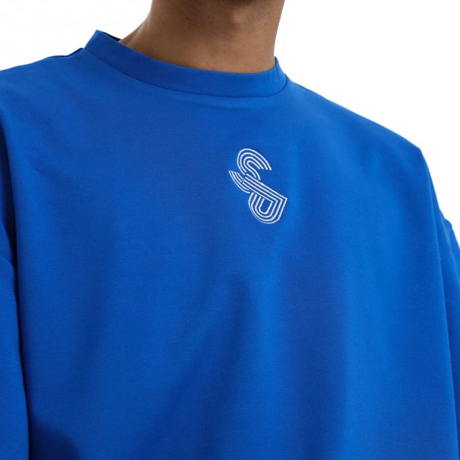 T-shirt blue