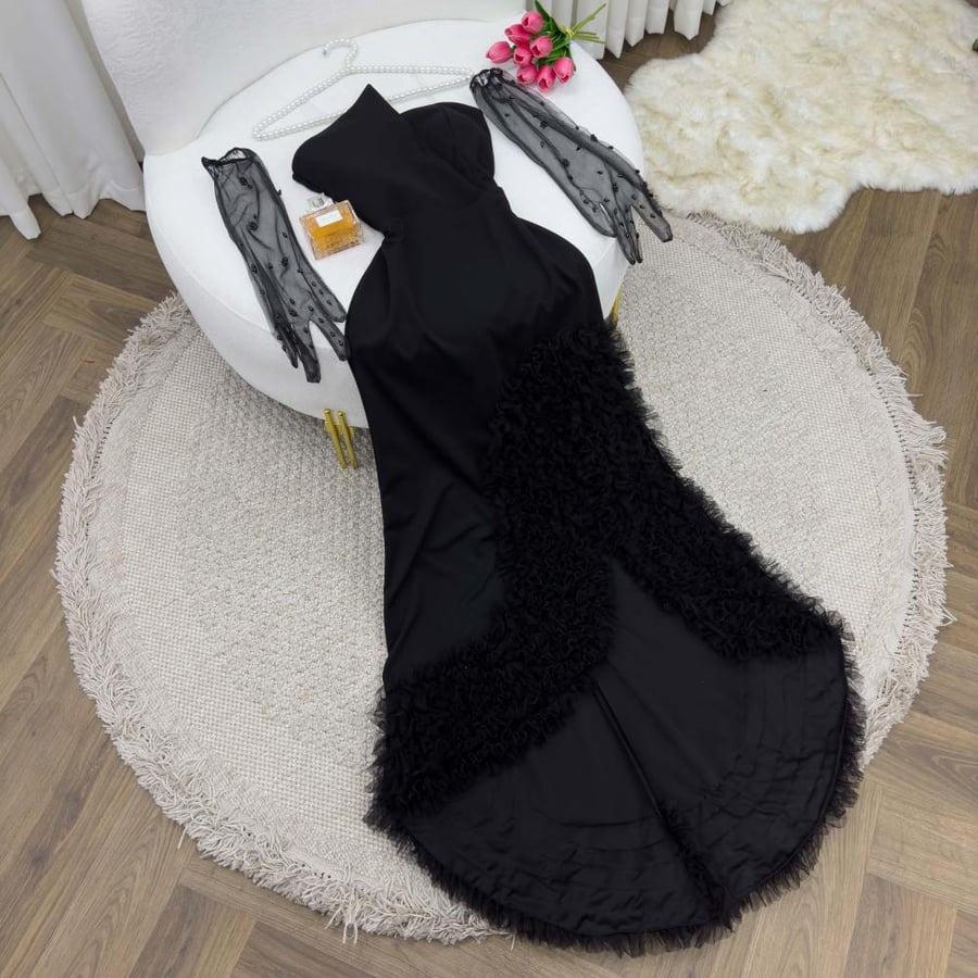 فستان سهرة ناعمه