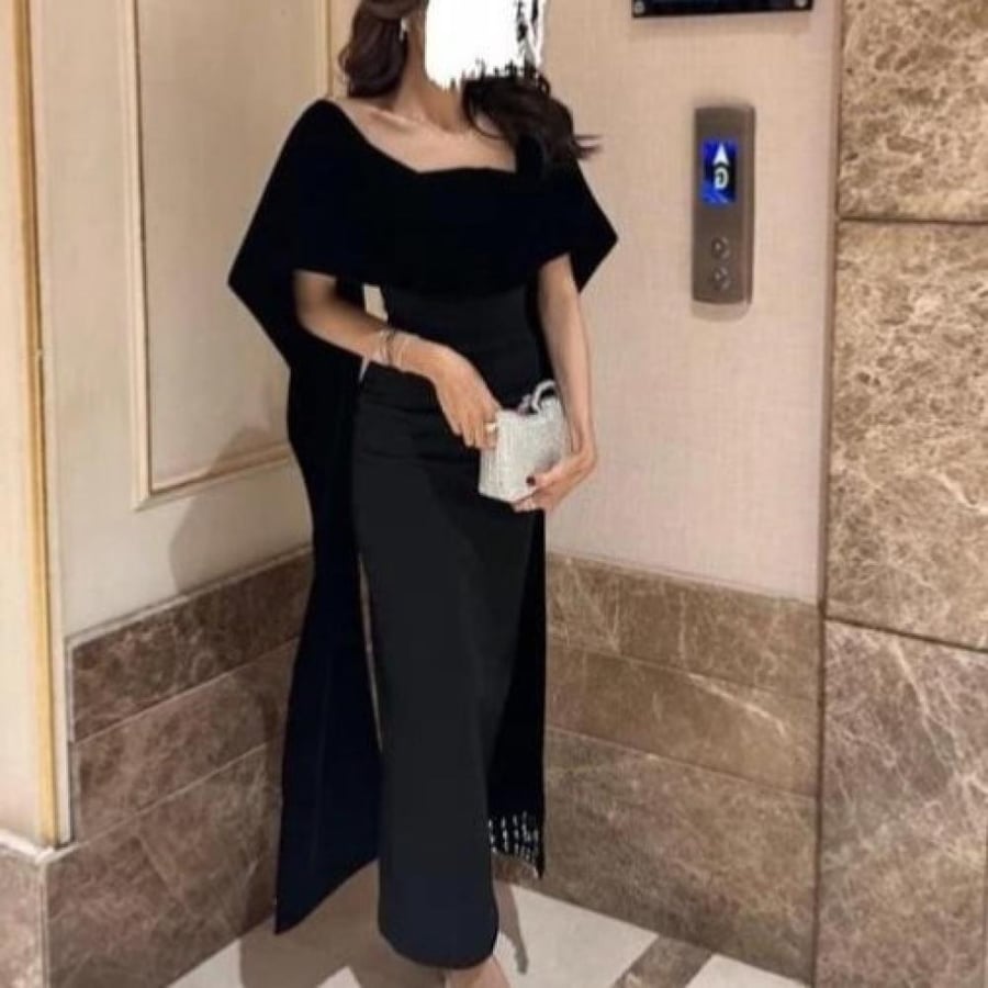 فستان أسود أنيق