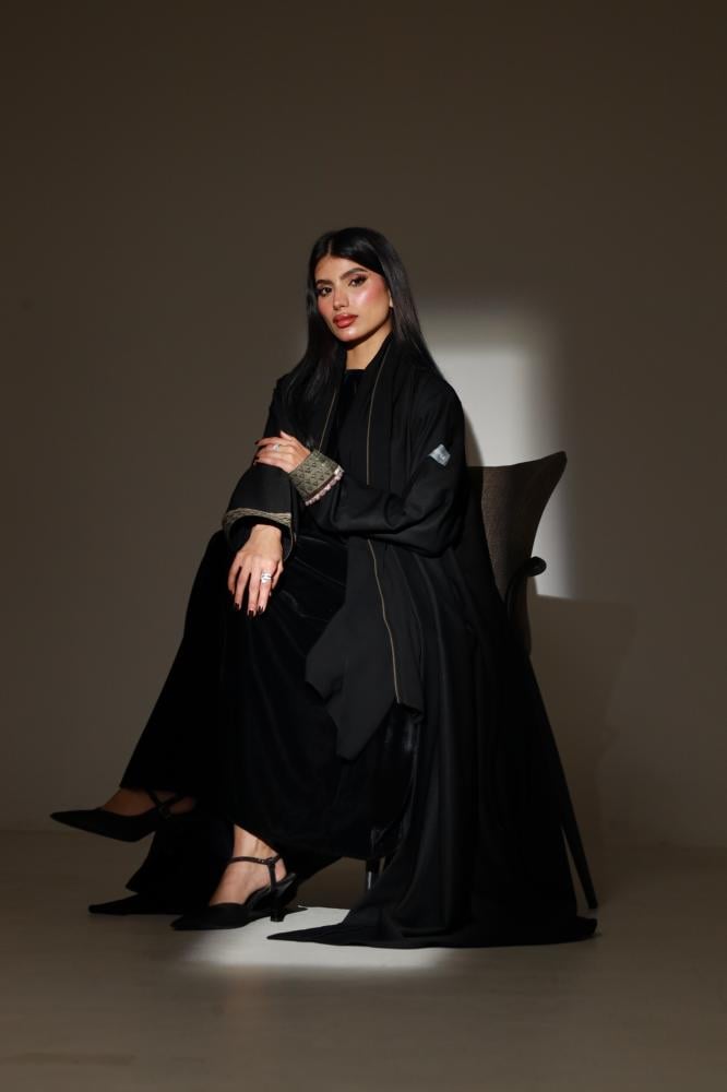 القماش كريب سراميك ، قصه العباية ساده