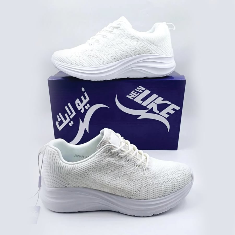 حذاء رياضي مريح​ رجالي نيو لايك