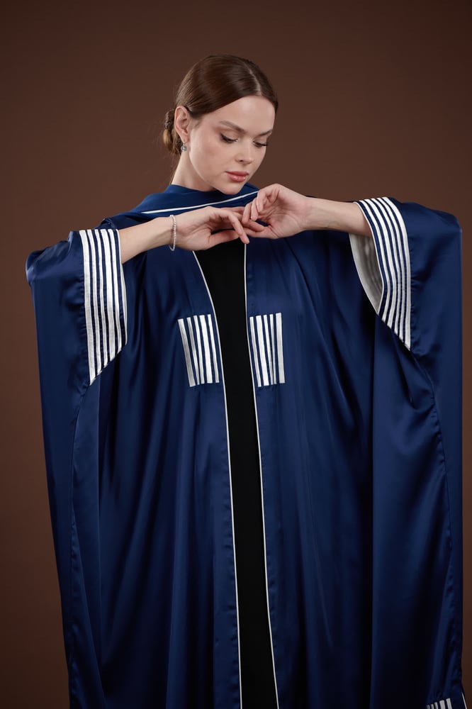Aabaya with embroidery