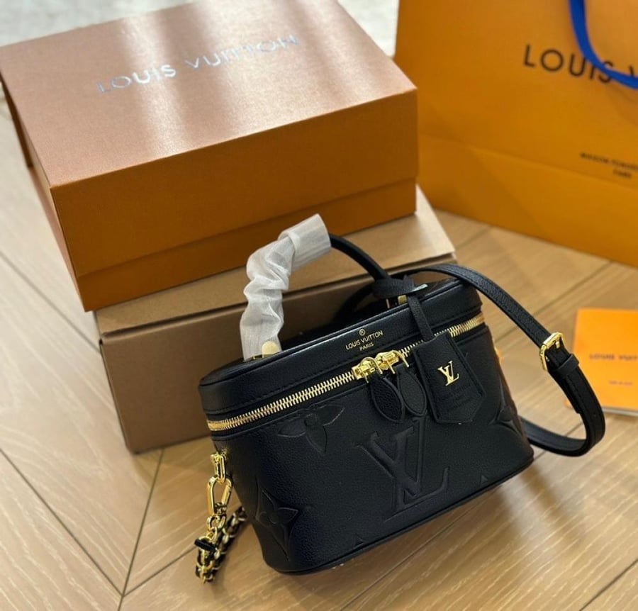 شنطه لوي فيتون| LV