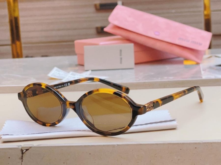 نظاره ميو ميو | miumiu
