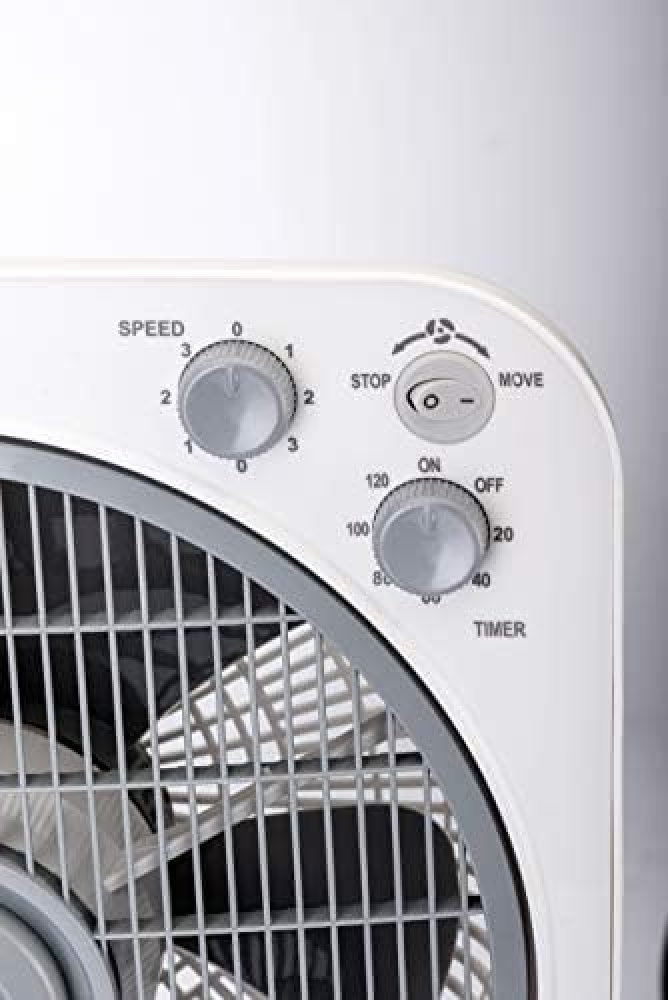 مروحة مكتب BLACK+DECKER بقطر 30.5 سم – 3 سرعات وتصميم عملي