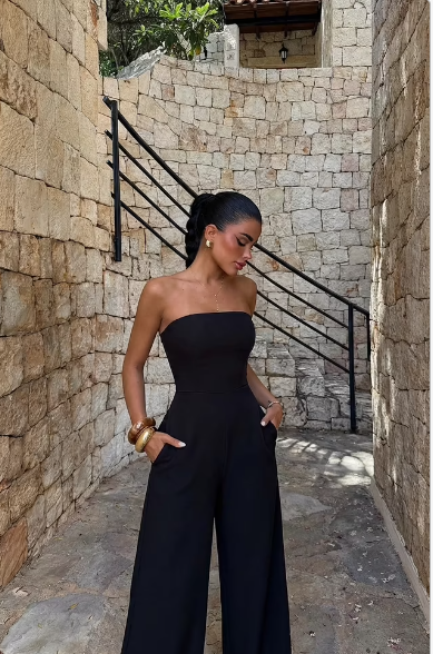 جمبسوت أسود سترابلس بقصة واسعة