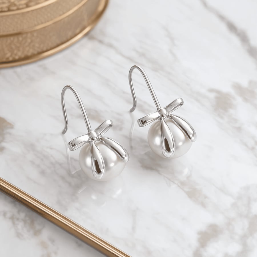 سلفيرا سكون: حلق بانتيه Panthée Earrings
