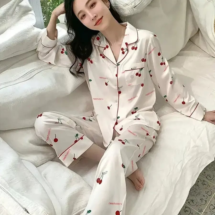 طقم بيجامة نسائي ساتان كم طويل