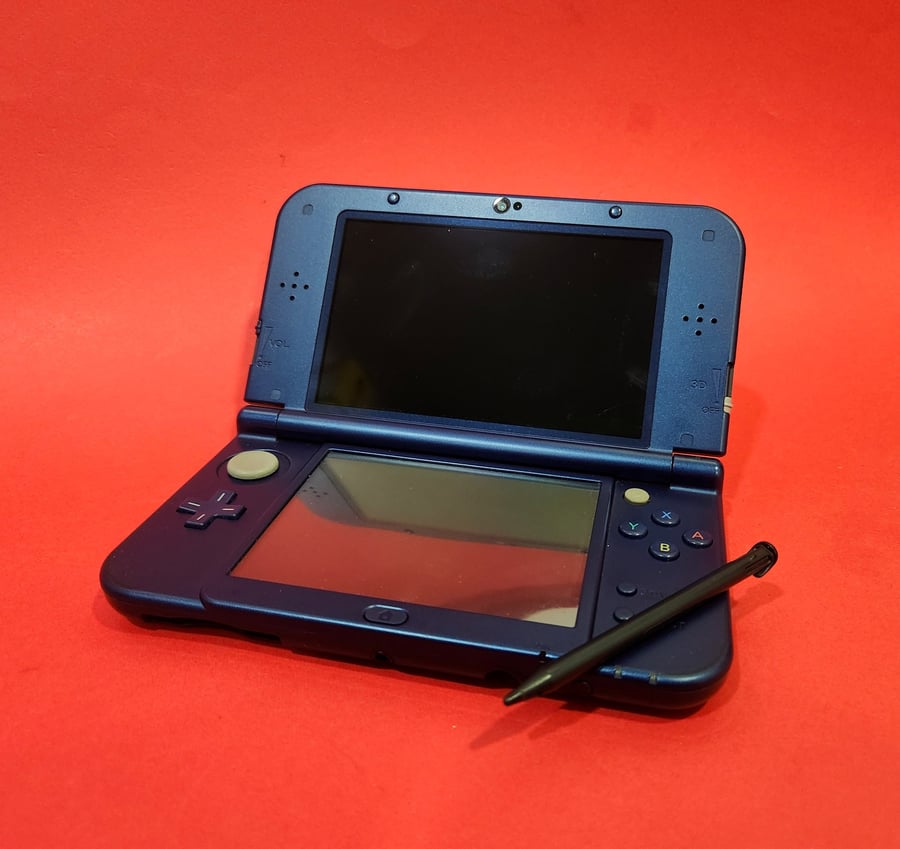 New Nintendo 3DS XL (modded)