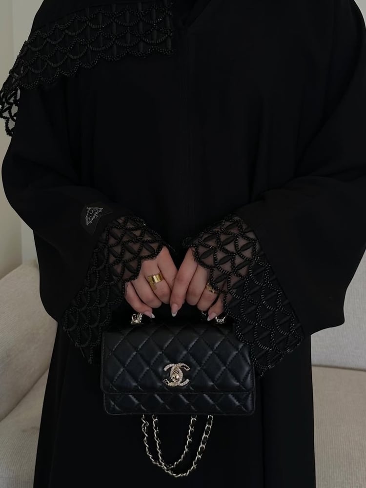 عبايات الجنان