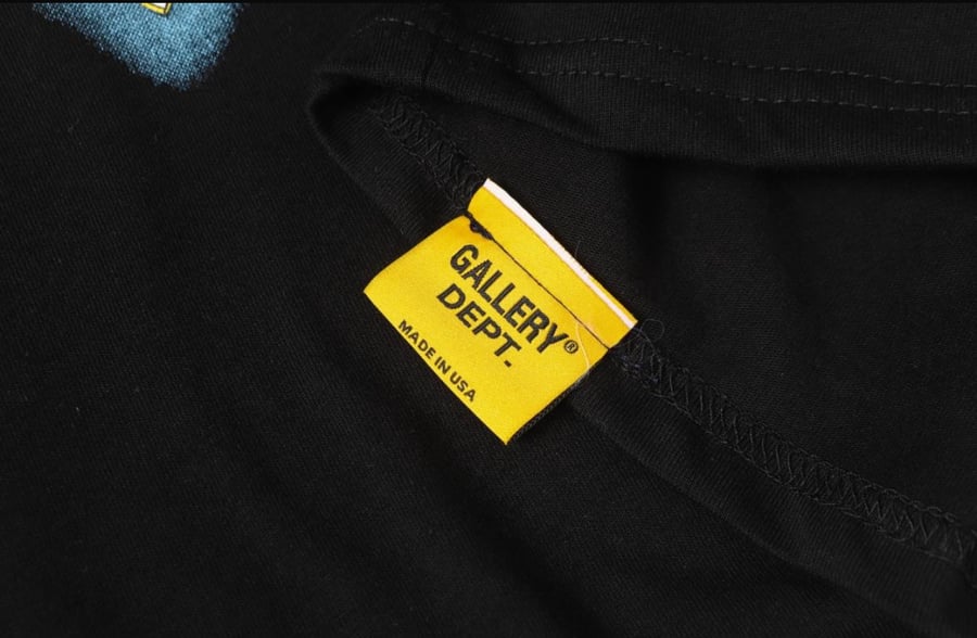 Men's black t-shirt with hip-hop lettering