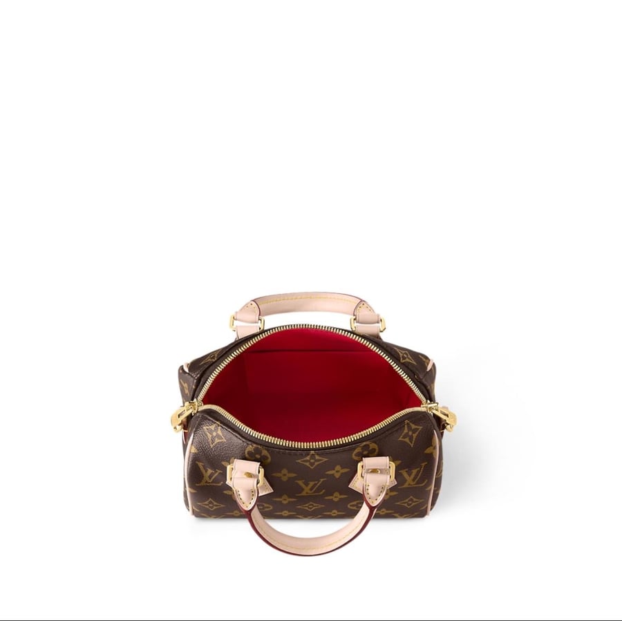 A distinctive bag in brown and beige, Master Quality, size 20