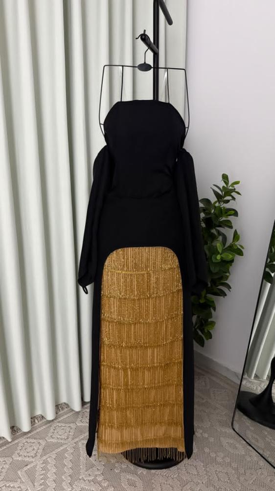 فستان سهرة أسود بتصميم باربي مع خرز سلاسل ذهبي فاخر