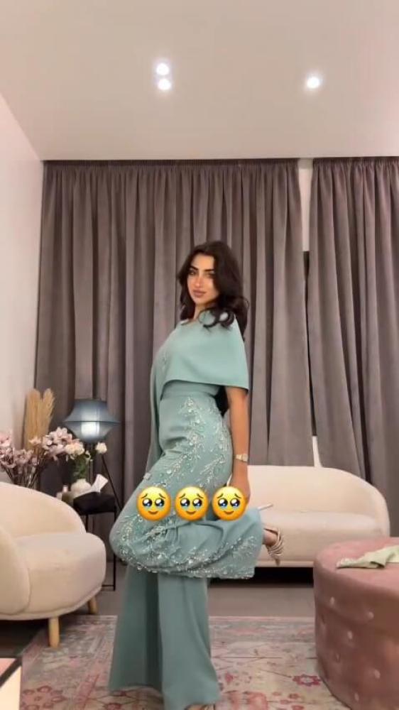 جمبسوت انيق باربي قطعين على تطريز شك يدوي