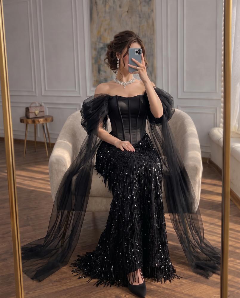 فستان سهرة أسود كورسيه بتطريز ترتر هدب وأكمام تل ناعم