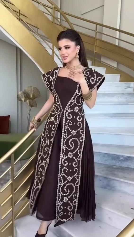 فستان سهرة كلاسيكي بتطريز كمبيوتر فاخر