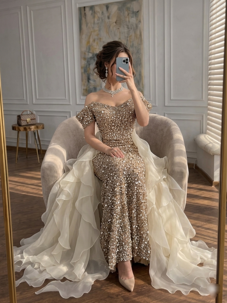 فستان سهرة ملكي مرصع بالكامل – شامبين كولكشن