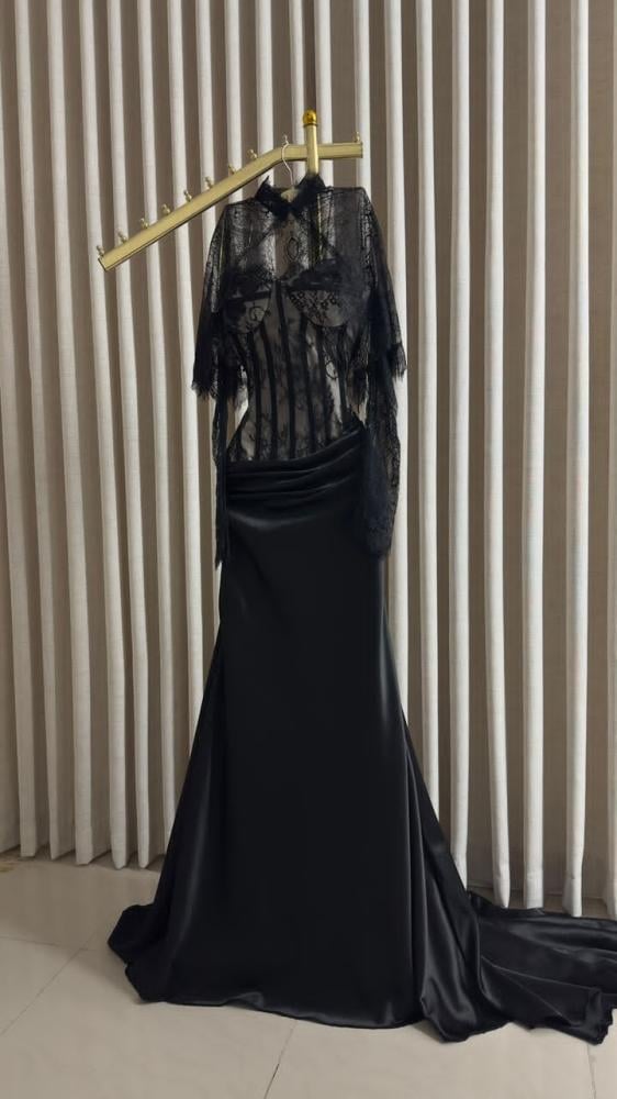 فستان سهرة أسود بتصميم مدمج من التفته والدانتيل الفرنسي