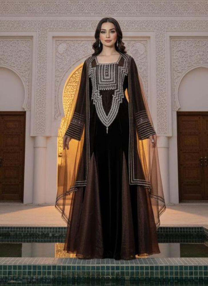 فستان عسيري مخمل مطور - أناقة التراث بلمسة ملكية