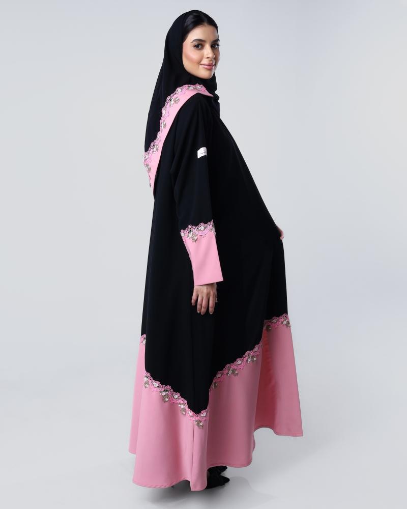 عباية ساكورا