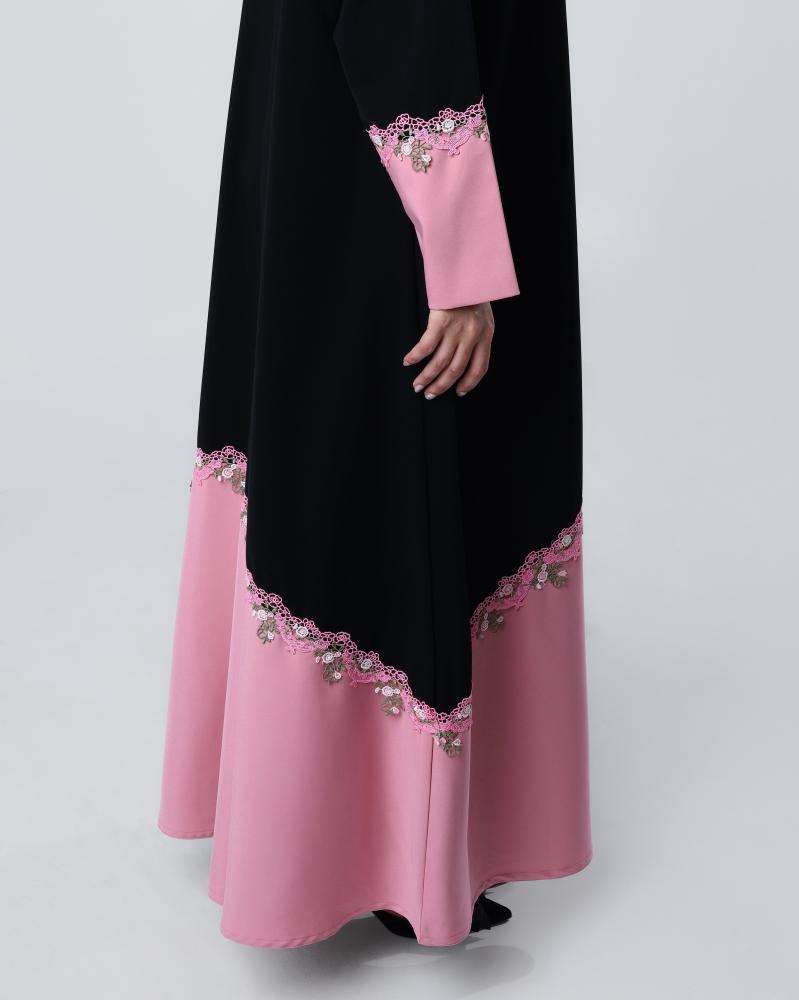 عباية ساكورا