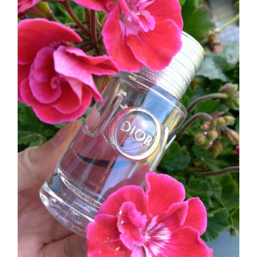 ديور عطر جوي للنساء أو دو بارفان