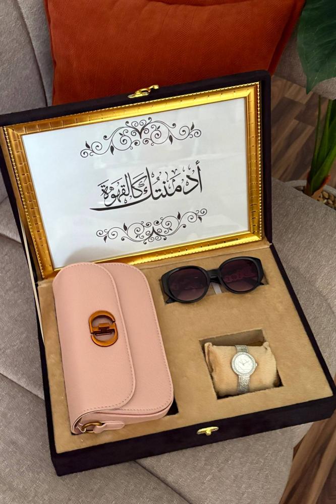 شناط نسائية كوبي ماركة ديور ماستر كوالتي نظارة نسائية ساعات نسائيه